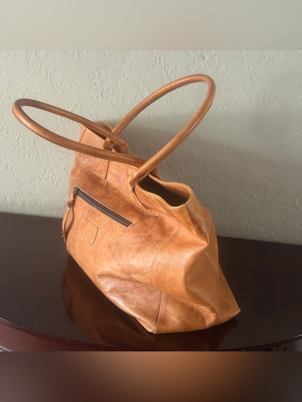 Bed Stu Distressed Dark Light Brown Large Leather Weekender Tote Pristine - Picture 8 of 9